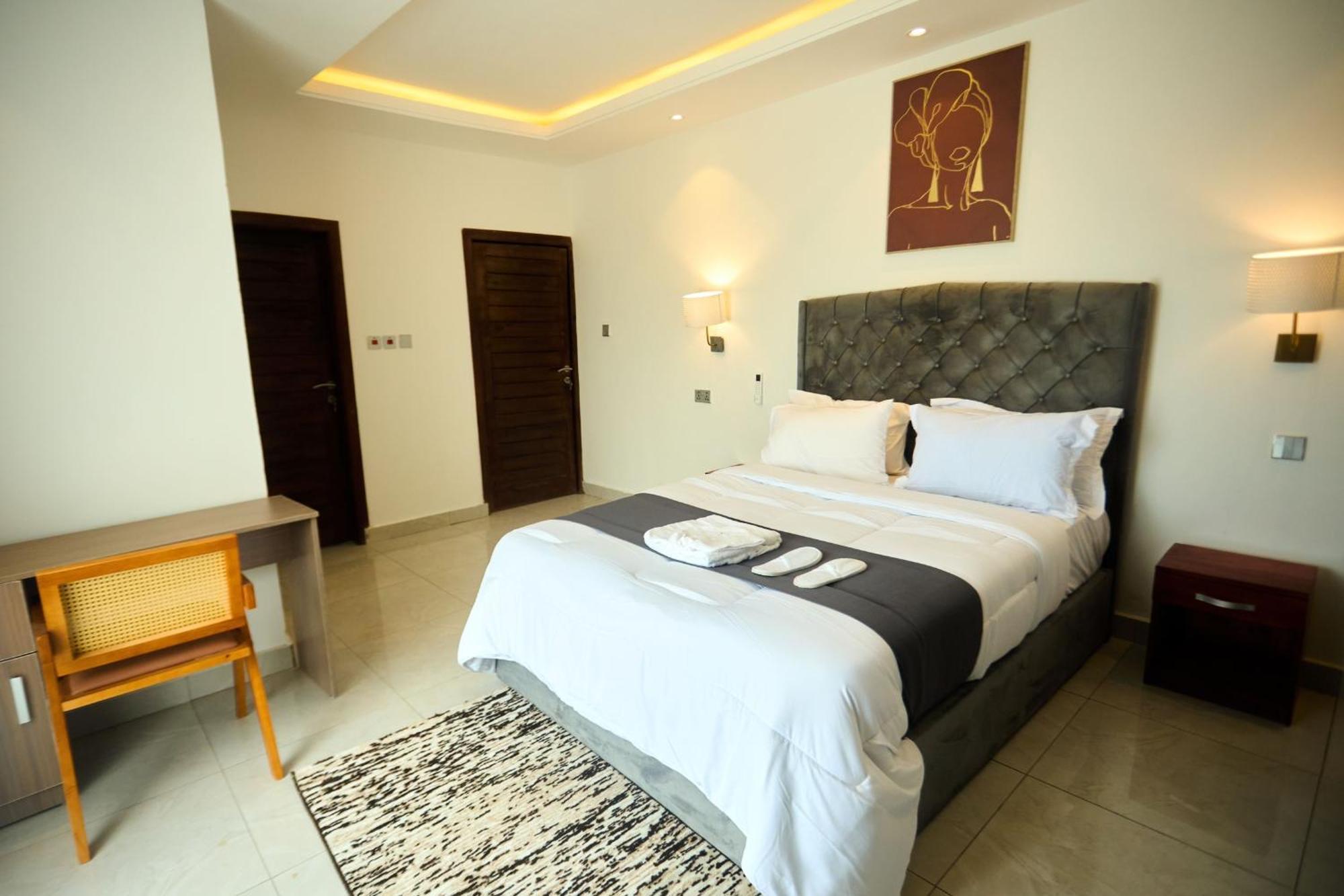 Aiden Homes And Apartments Hotel Koforidua Luaran gambar