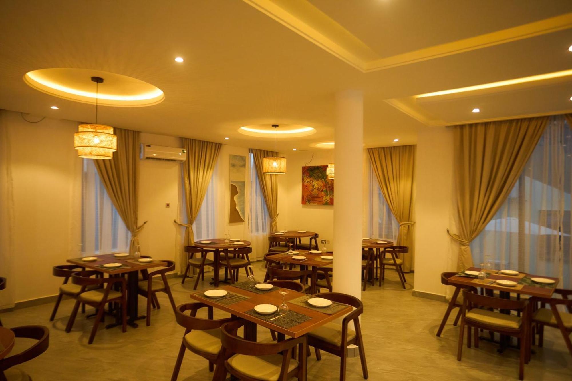 Aiden Homes And Apartments Hotel Koforidua Luaran gambar