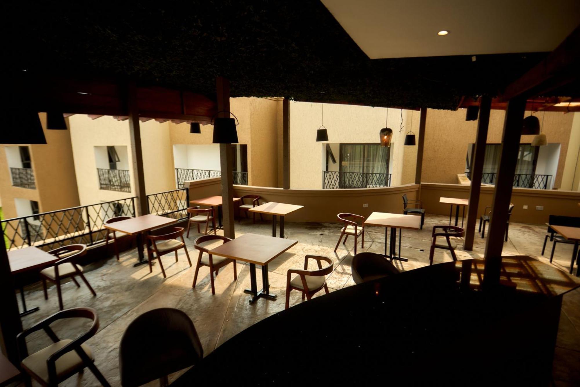 Aiden Homes And Apartments Hotel Koforidua Luaran gambar